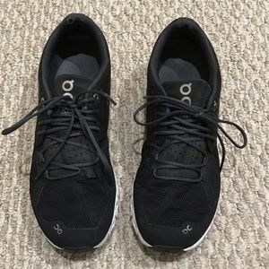 On Cloud Womans Running Shoes
